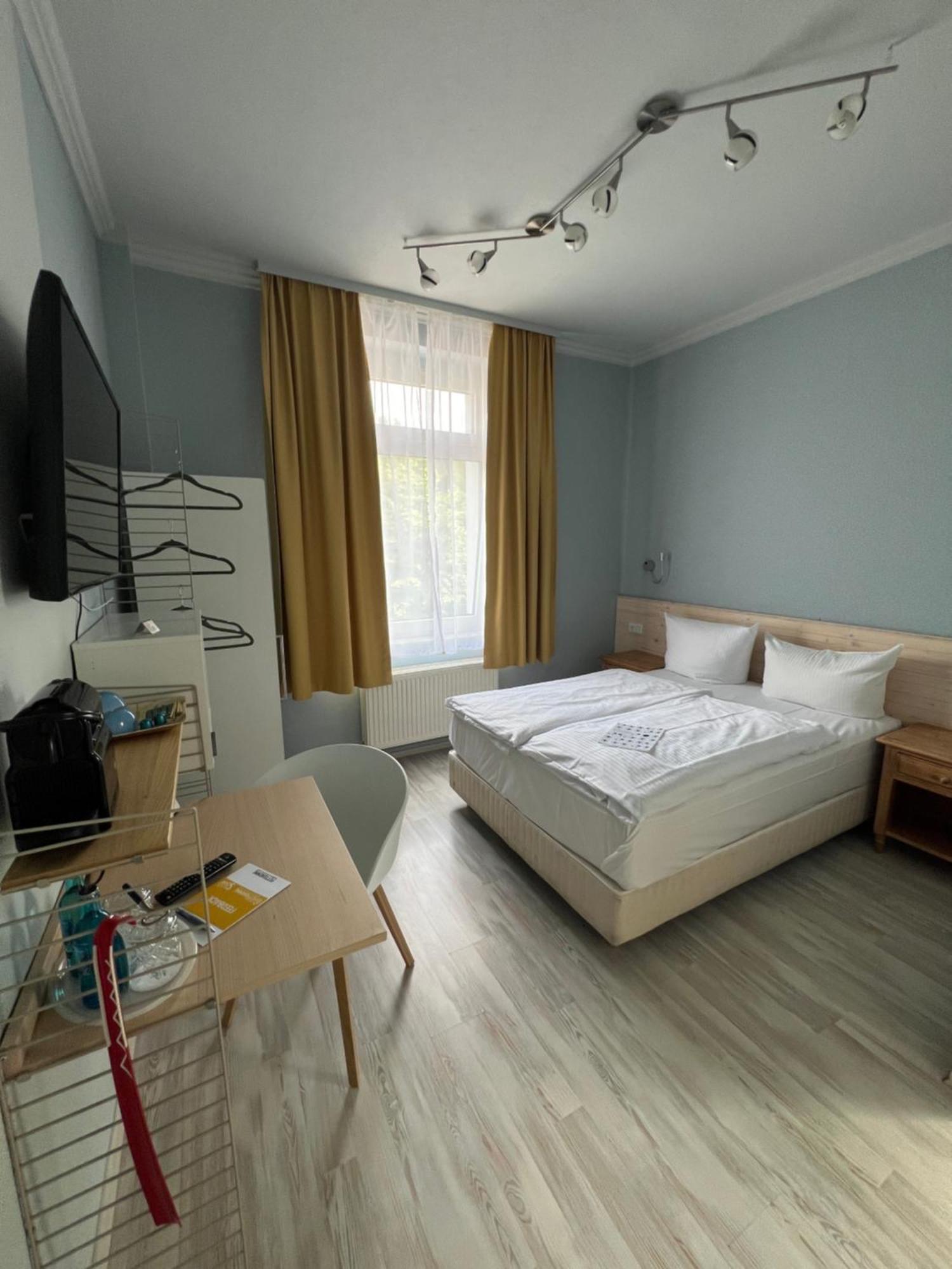 Fettehenne Gaestehaus Erkrath Dış mekan fotoğraf